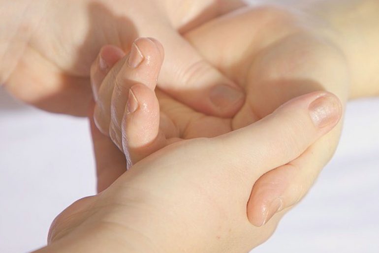 Calluses on the hands, a common problem in athletes: how to prevent them and how to cure them calluses-on-the-hands-a-common-problem-in-athletes-how-to-prevent-them-and-how-to-cure-them