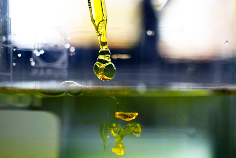 Difference Between Cannabidiol Oil Drops and CBD Oil Drops