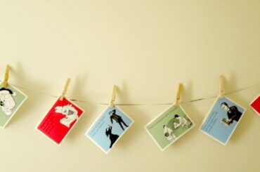 The Basic Seasons Greetings Christmas Cards Etiquettes