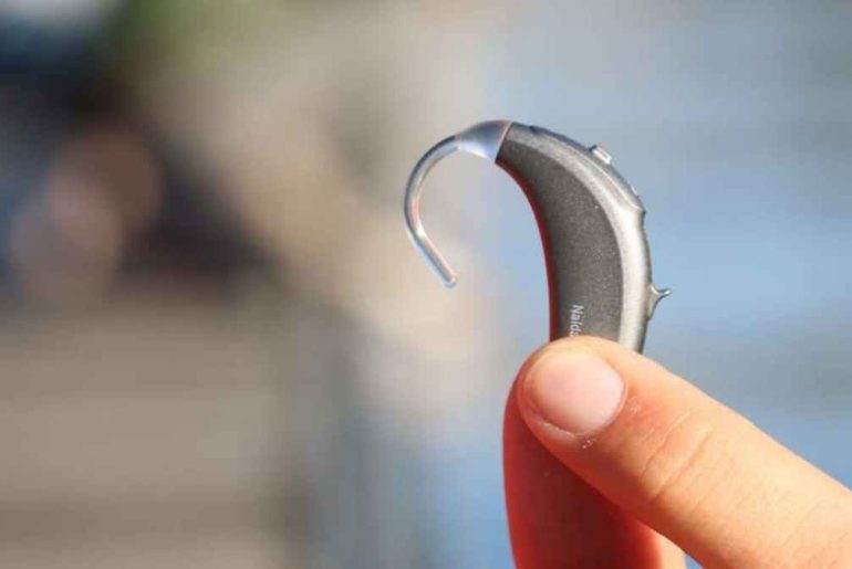 4 Benefits of Hearing Aids 4 Benefits of Hearing Aids