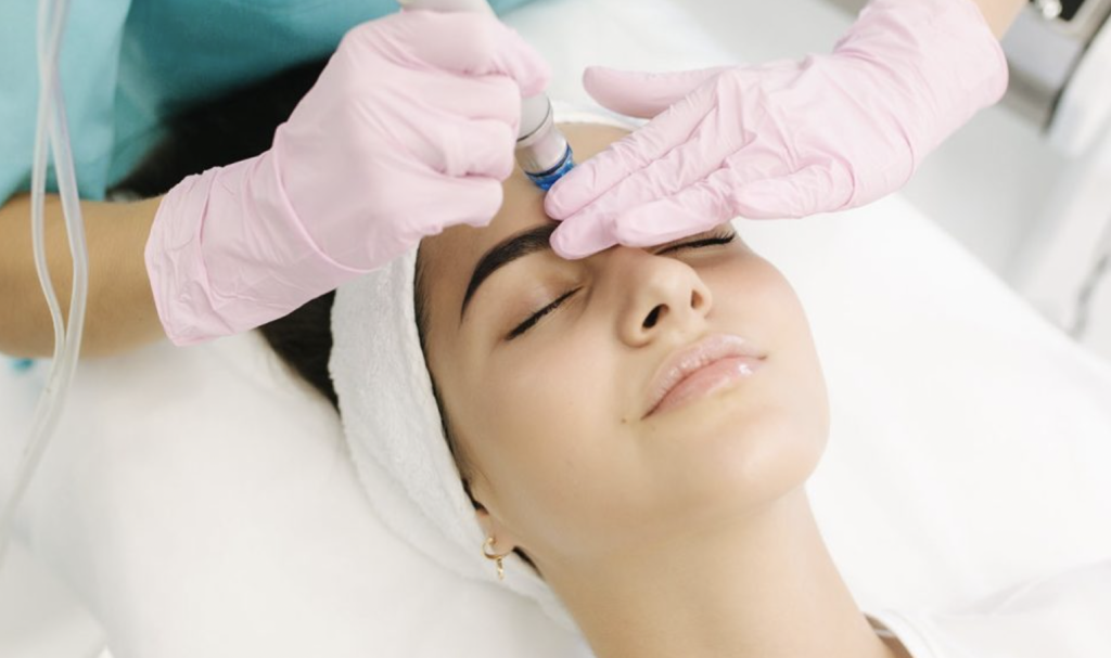 The Numerous Benefits You Get Through Hydrafacial Treatment