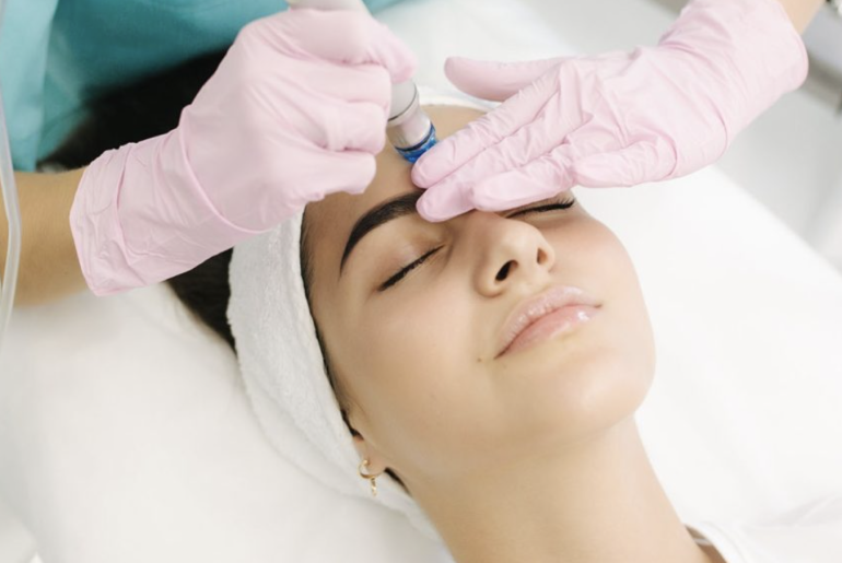 The Numerous Benefits You Get Through Hydrafacial Treatment