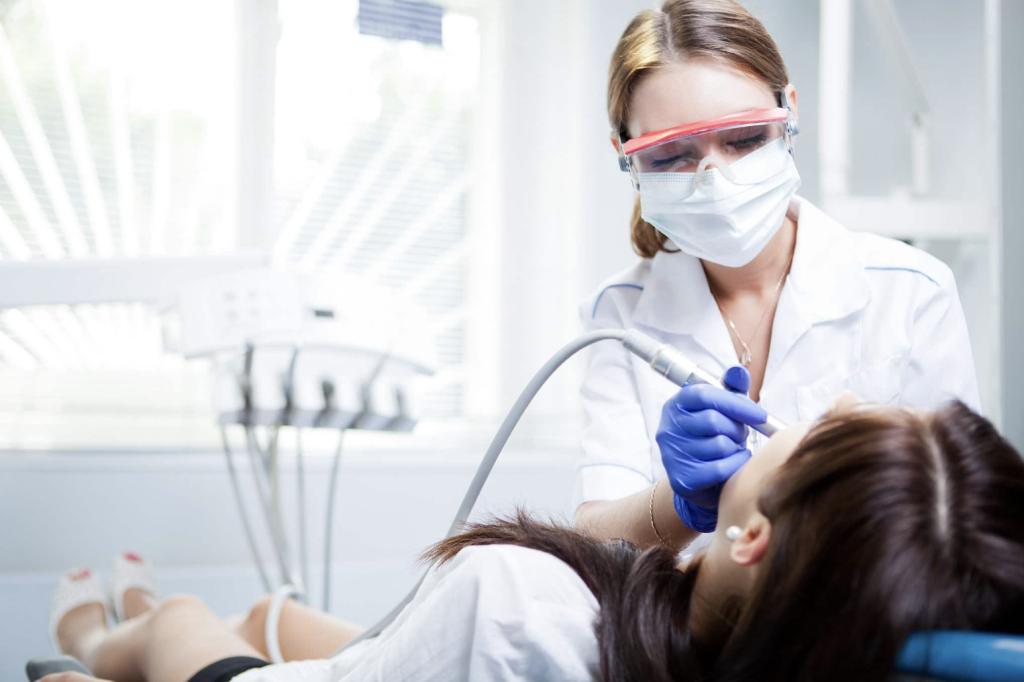 7 Common Reasons To Consult Your Dental Hygienist