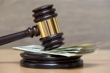 Why You Should Refrain from Handling Your Personal Injury Claim Without a Lawyer