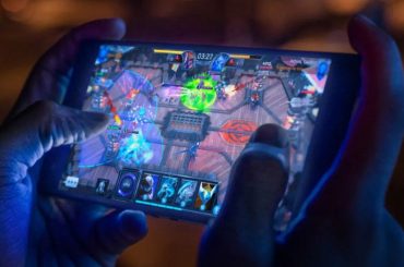 Gamers’ Gamelan: Harmonizing Tradition and Technology in Indonesian Mobile Gaming Gamers' Gamelan Harmonizing Tradition and Technology in Indonesian Mobile Gaming