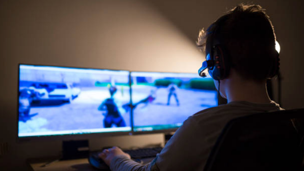 Exploring the Psychological Tricks Used in Online Game Design